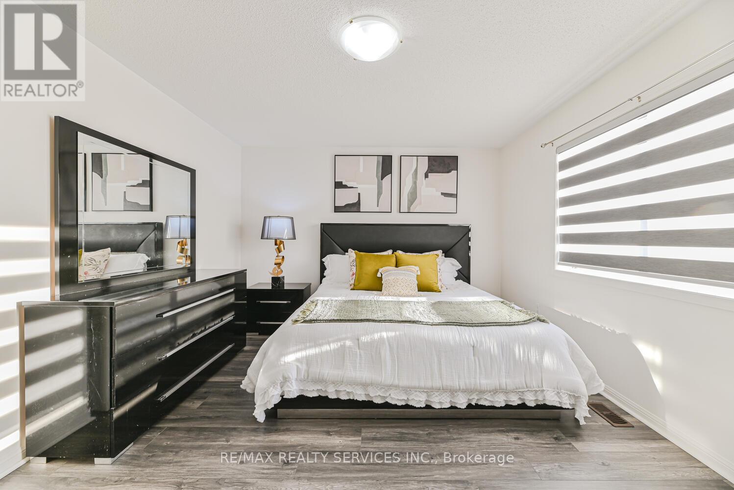 36 Tawnie Crescent, Brampton, Ontario  L6X 0L7 - Photo 22 - W12574052