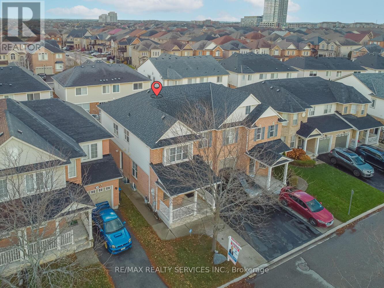 36 Tawnie Crescent, Brampton, Ontario  L6X 0L7 - Photo 3 - W12574052