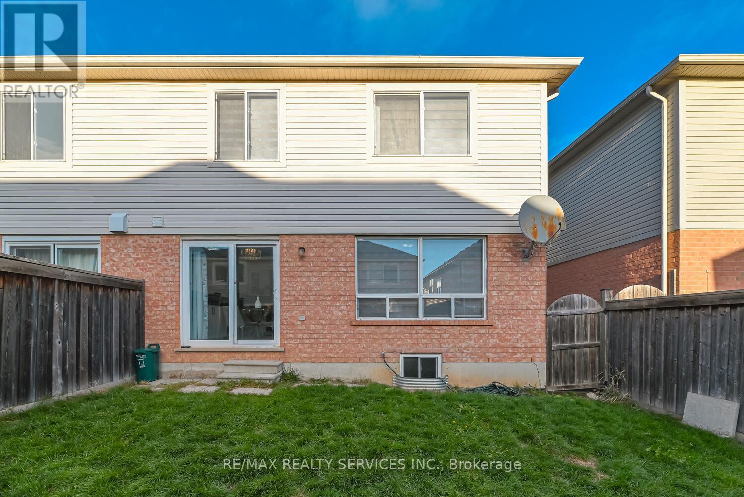 36 Tawnie Crescent, Brampton, Ontario  L6X 0L7 - Photo 47 - W12574052
