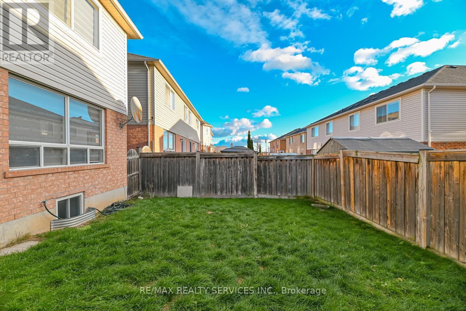 36 Tawnie Crescent, Brampton, Ontario  L6X 0L7 - Photo 48 - W12574052