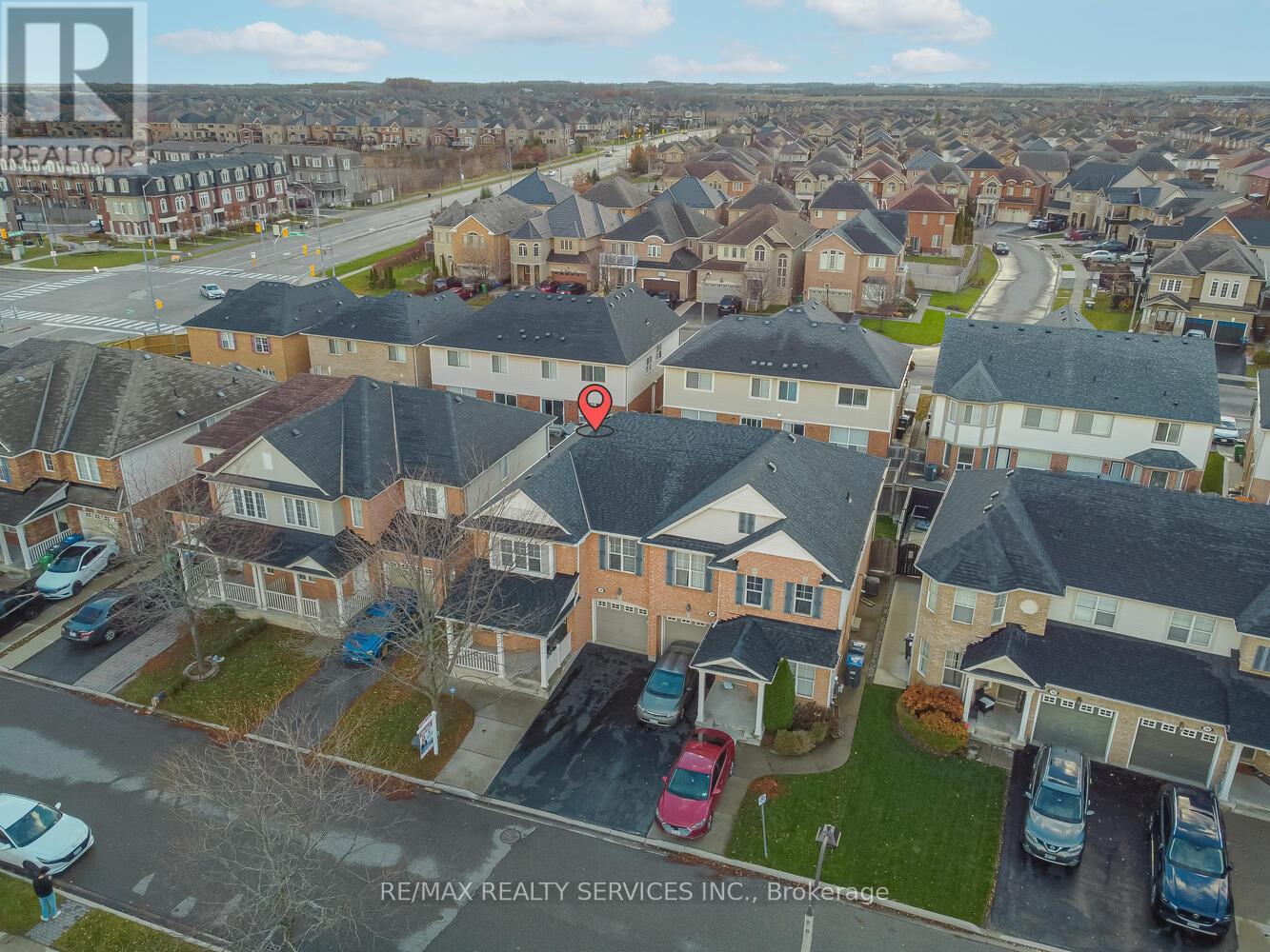 36 Tawnie Crescent, Brampton, Ontario  L6X 0L7 - Photo 6 - W12574052