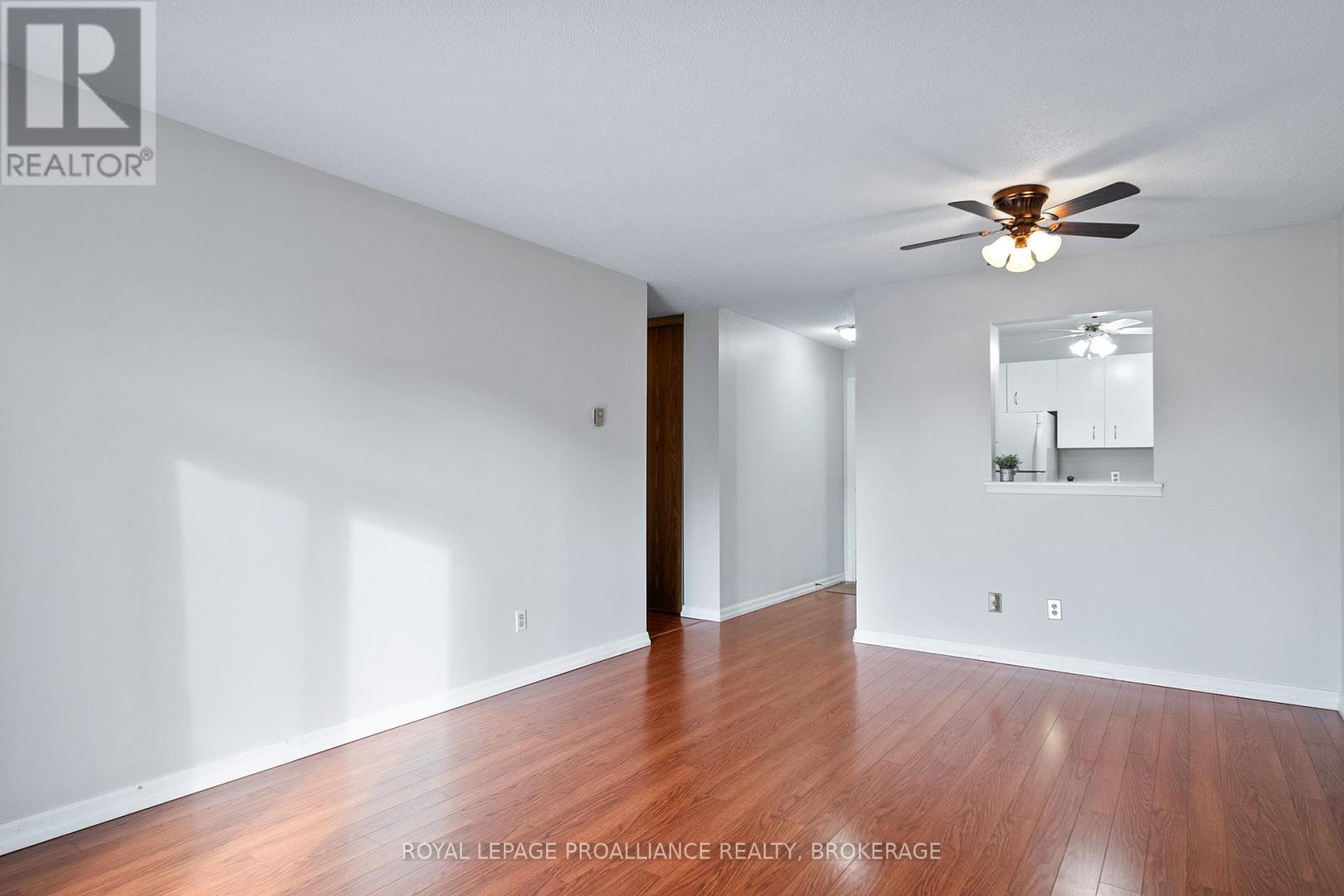 301 - 580 Armstrong Road, Kingston, Ontario  K7M 8M3 - Photo 17 - X12574084