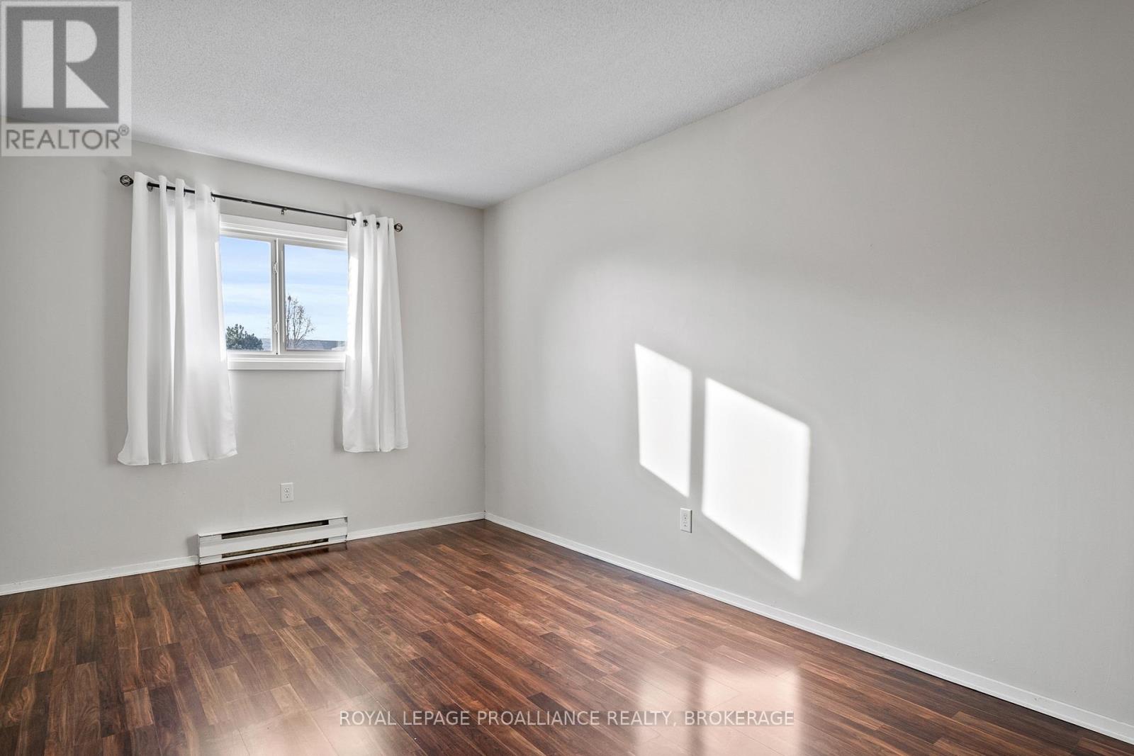 301 - 580 Armstrong Road, Kingston, Ontario  K7M 8M3 - Photo 26 - X12574084