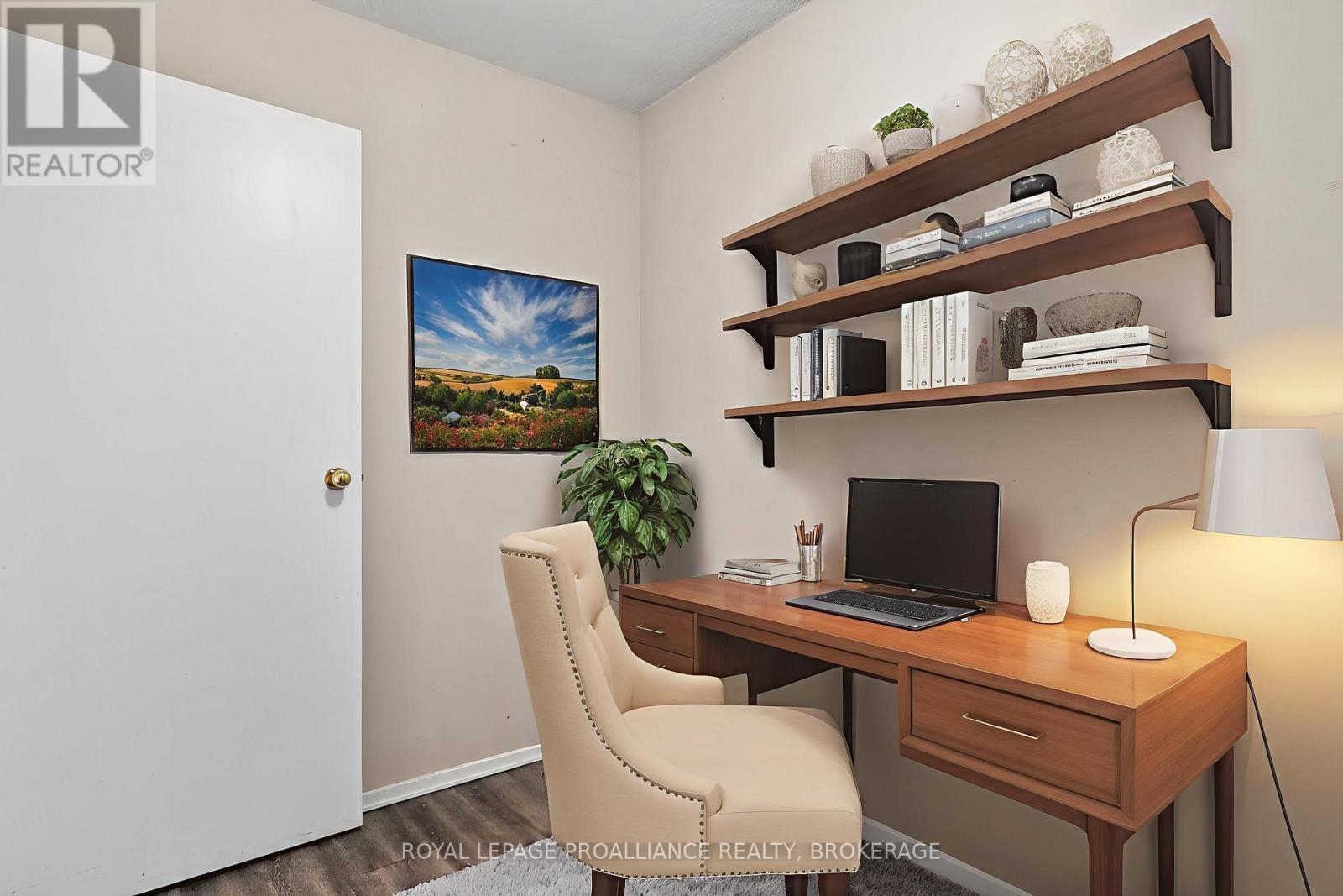 301 - 580 Armstrong Road, Kingston, Ontario  K7M 8M3 - Photo 32 - X12574084