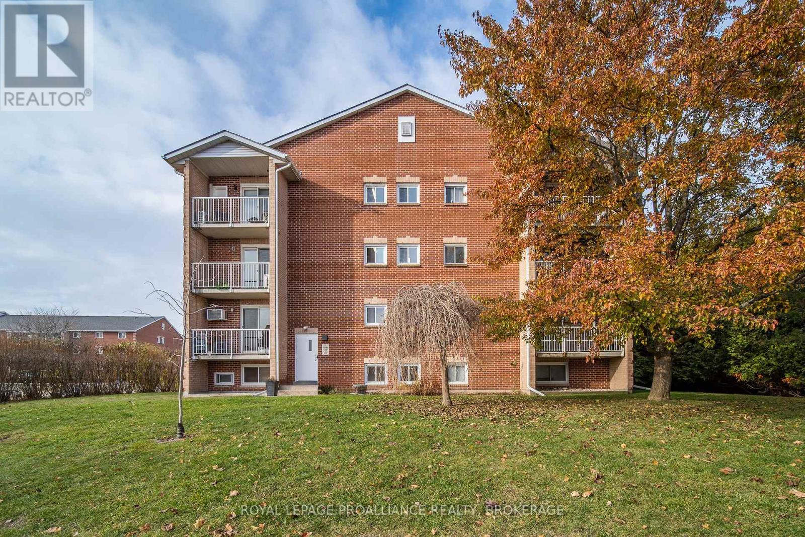 301 - 580 Armstrong Road, Kingston, Ontario  K7M 8M3 - Photo 37 - X12574084