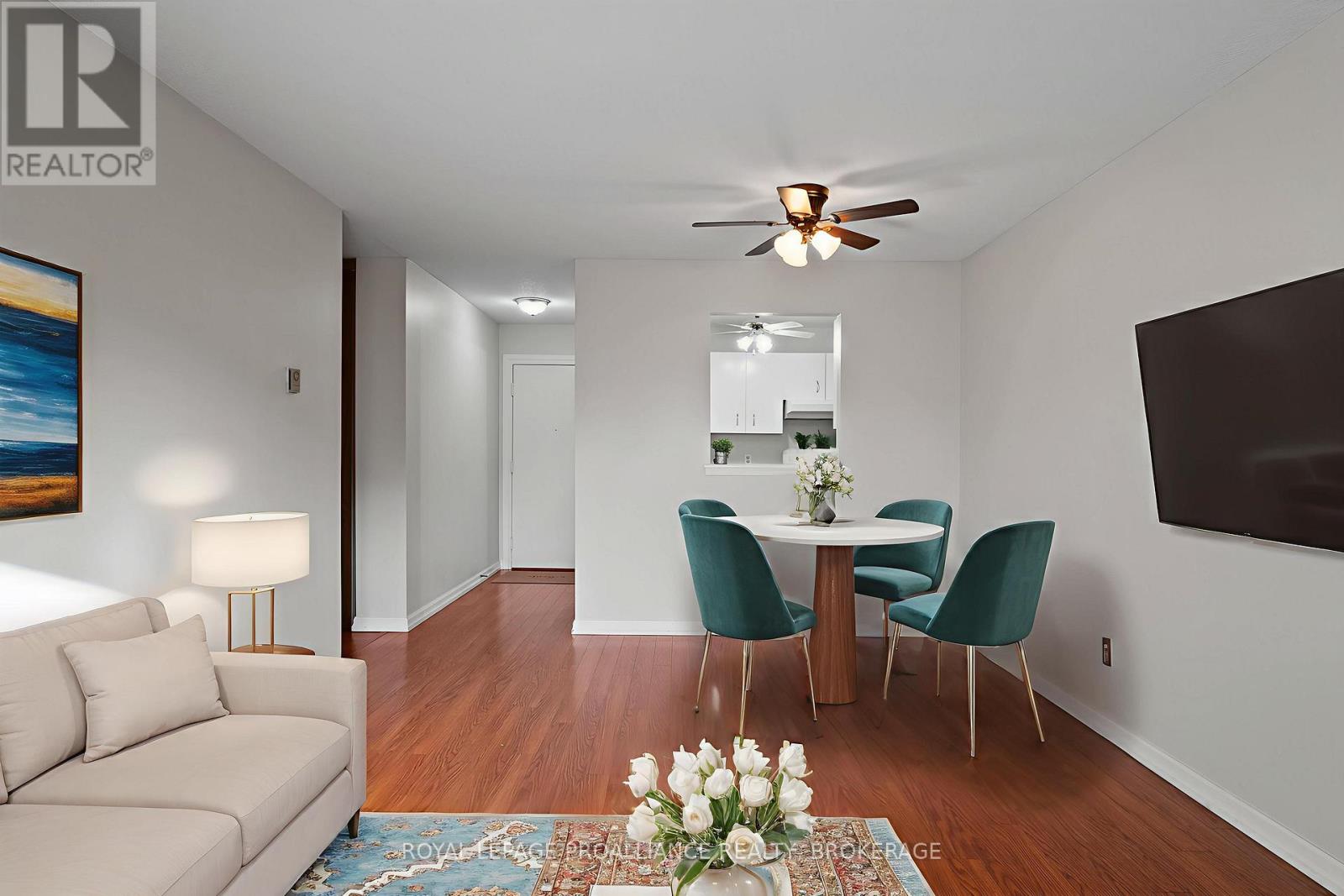 301 - 580 Armstrong Road, Kingston, Ontario  K7M 8M3 - Photo 9 - X12574084