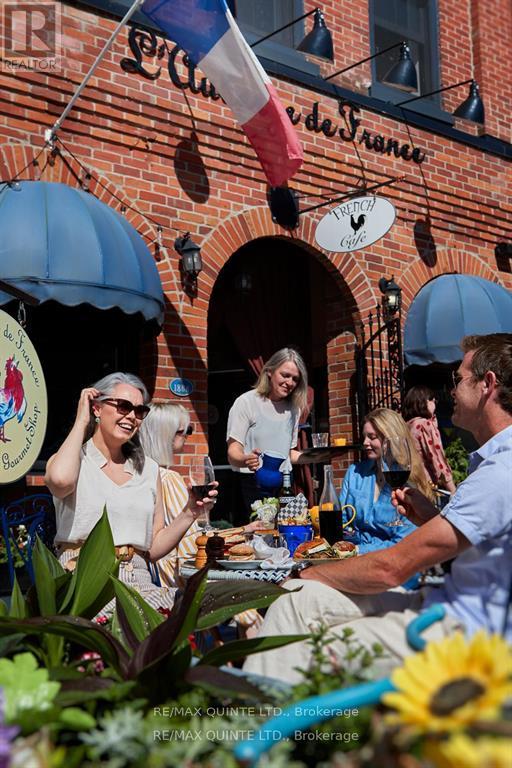 304 FRONT STREET, Belleville, Ontario