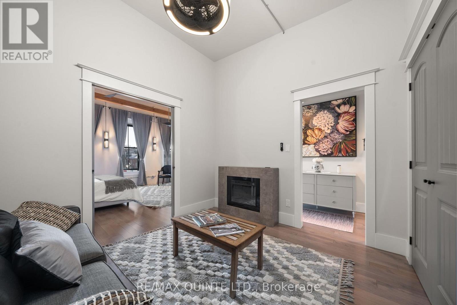 304 Front Street, Belleville, Ontario  K8N 2Z8 - Photo 34 - X12574074