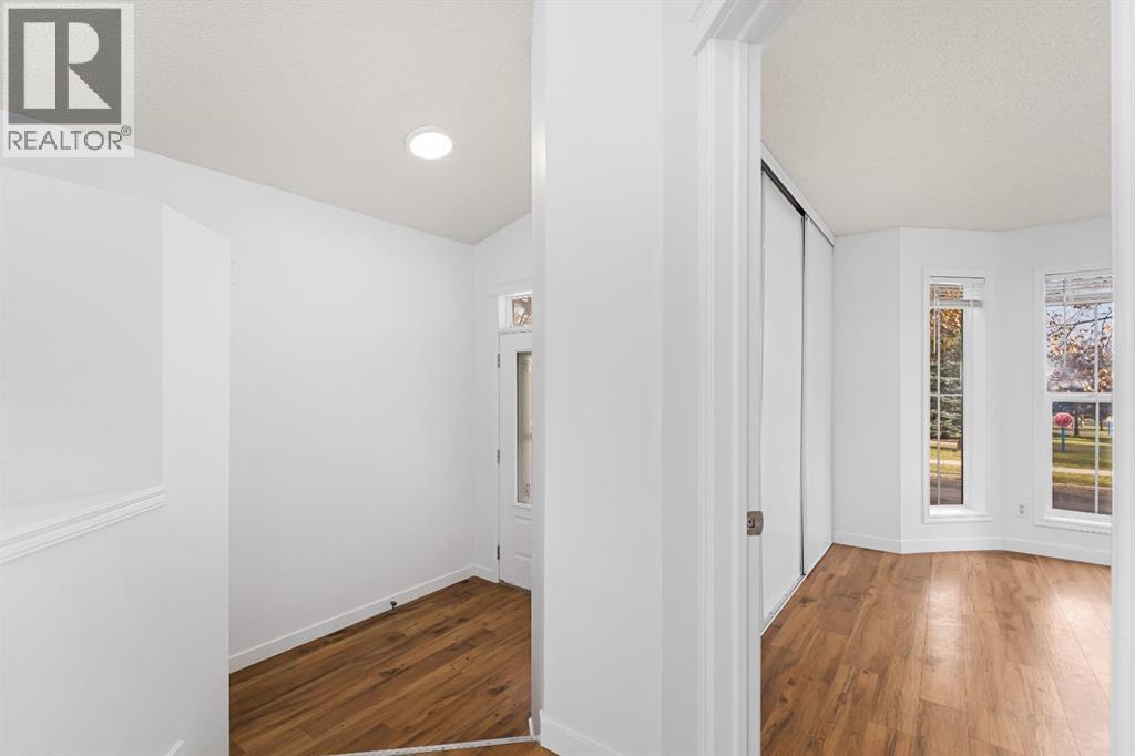 203 Prestwick Heights Se, Calgary, Alberta  T2Z 4K3 - Photo 5 - A2265895