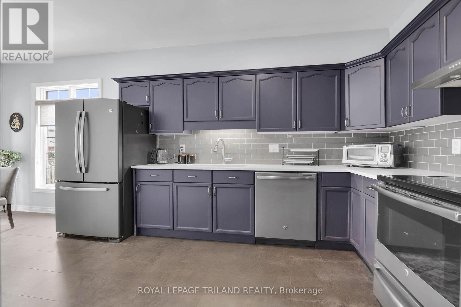 121 - 2025 Meadowgate Boulevard, London South, Ontario  N6M 1K9 - Photo 22 - X12574072