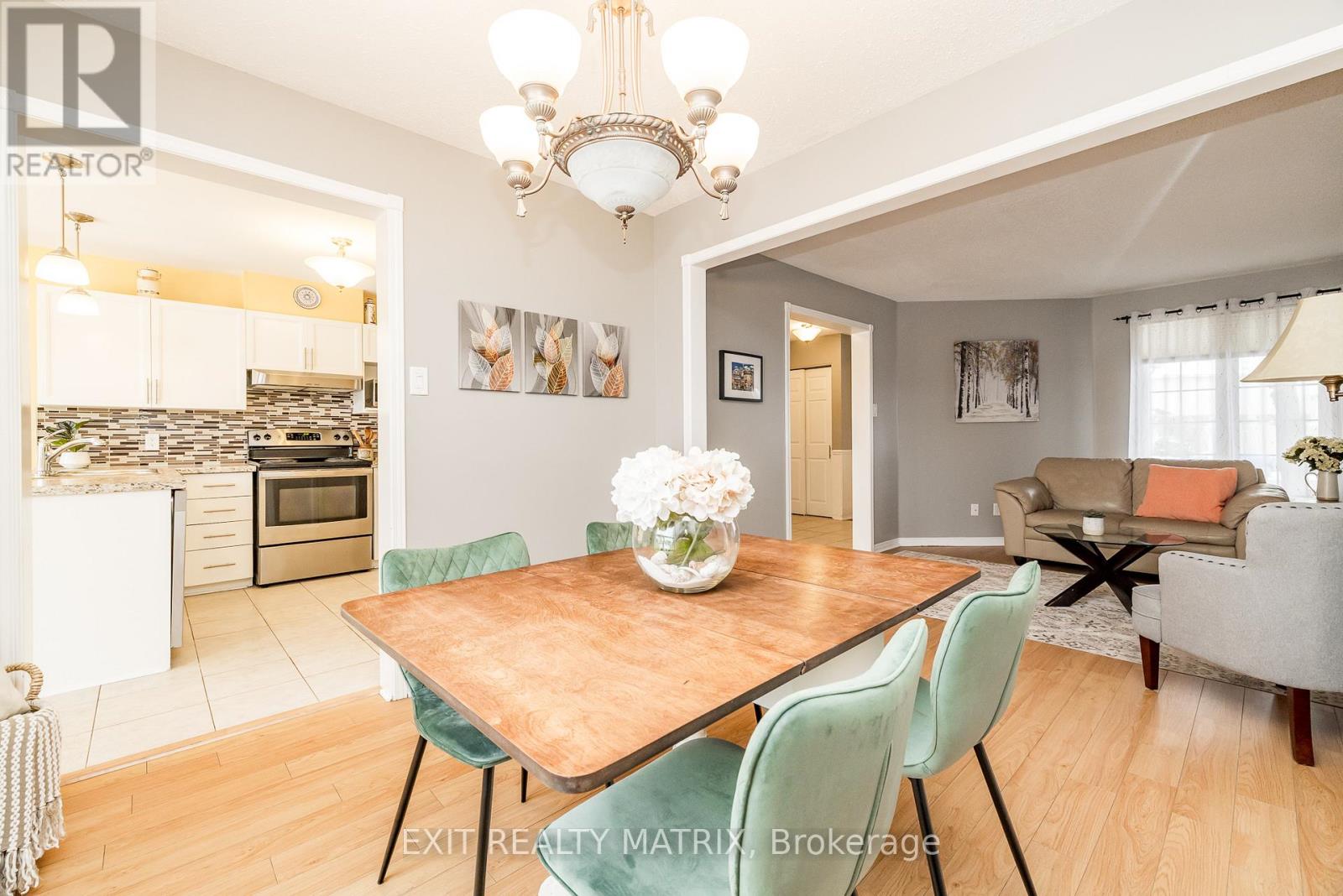 125 Whalings Circle N, Ottawa, Ontario  K2S 1S4 - Photo 14 - X12574068