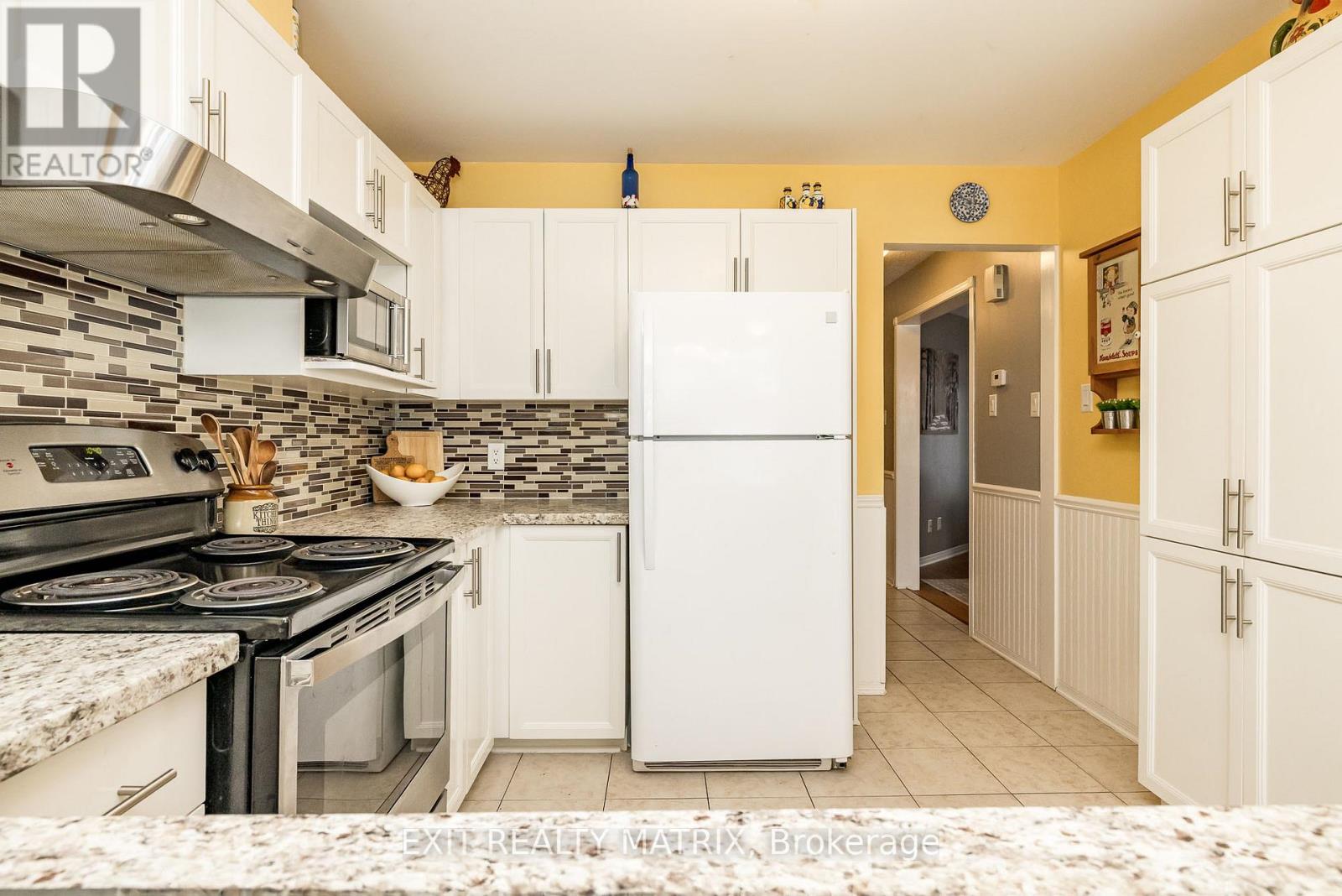 125 Whalings Circle N, Ottawa, Ontario  K2S 1S4 - Photo 18 - X12574068