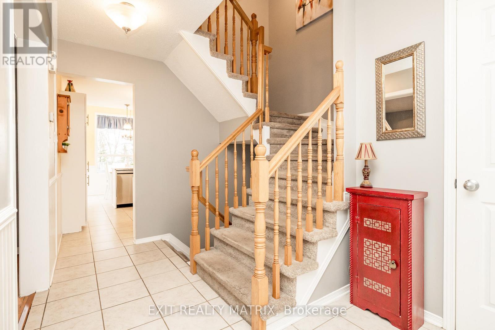 125 Whalings Circle N, Ottawa, Ontario  K2S 1S4 - Photo 24 - X12574068