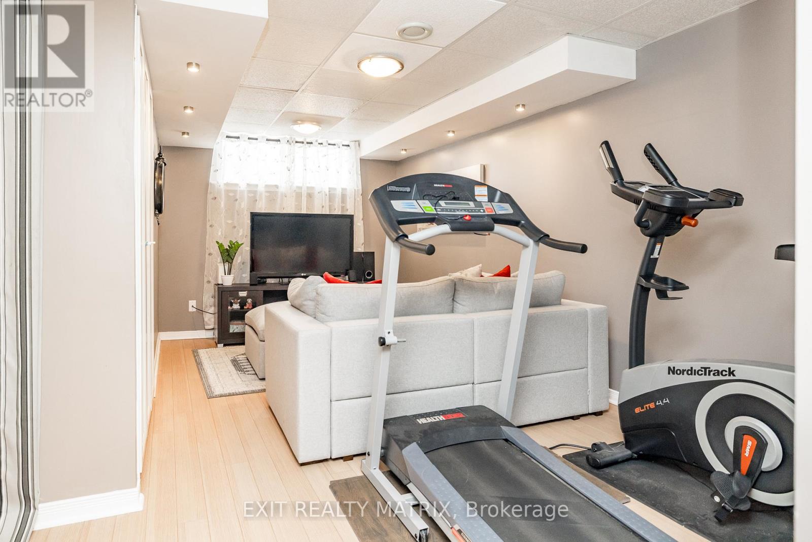 125 Whalings Circle N, Ottawa, Ontario  K2S 1S4 - Photo 35 - X12574068