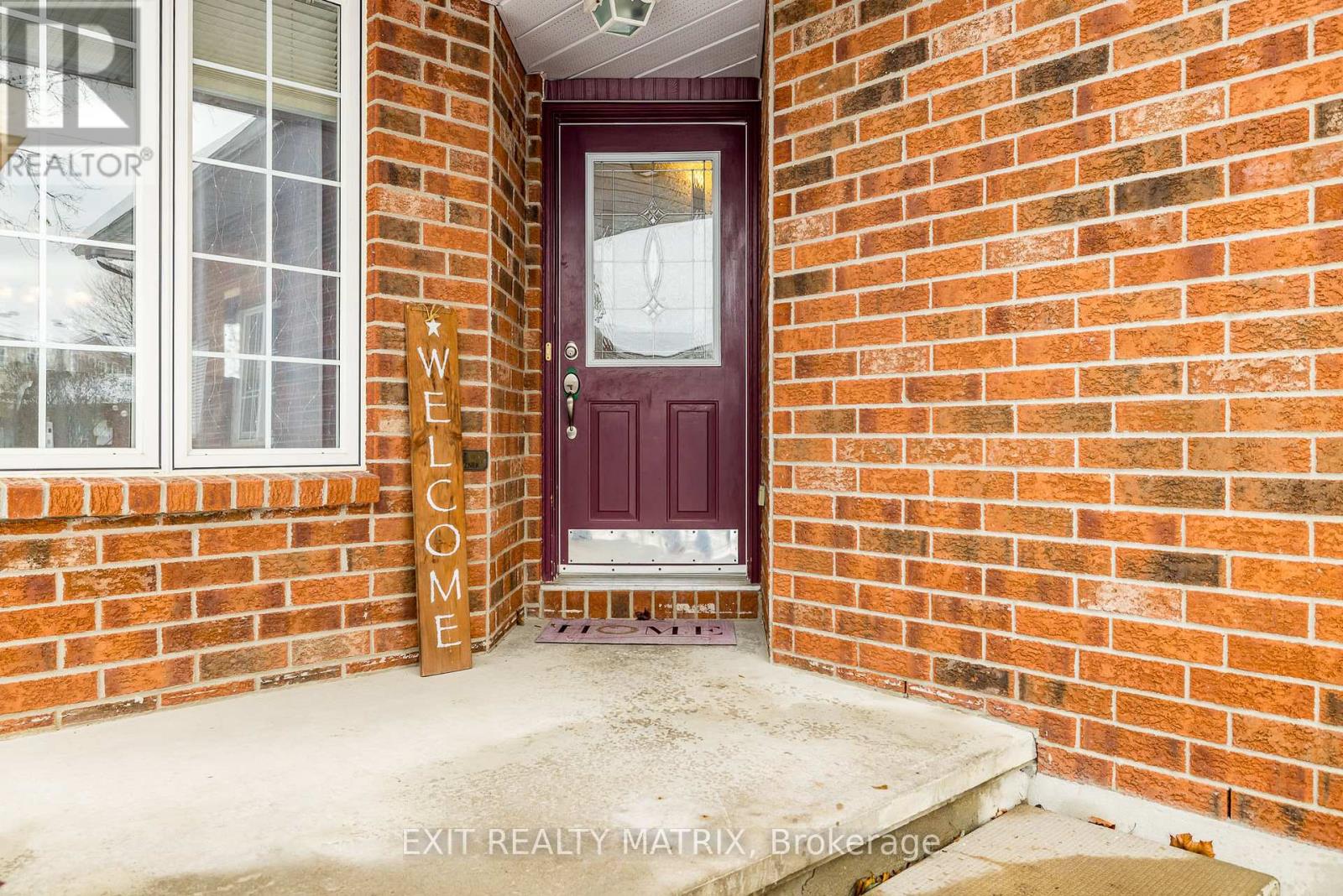 125 Whalings Circle N, Ottawa, Ontario  K2S 1S4 - Photo 4 - X12574068