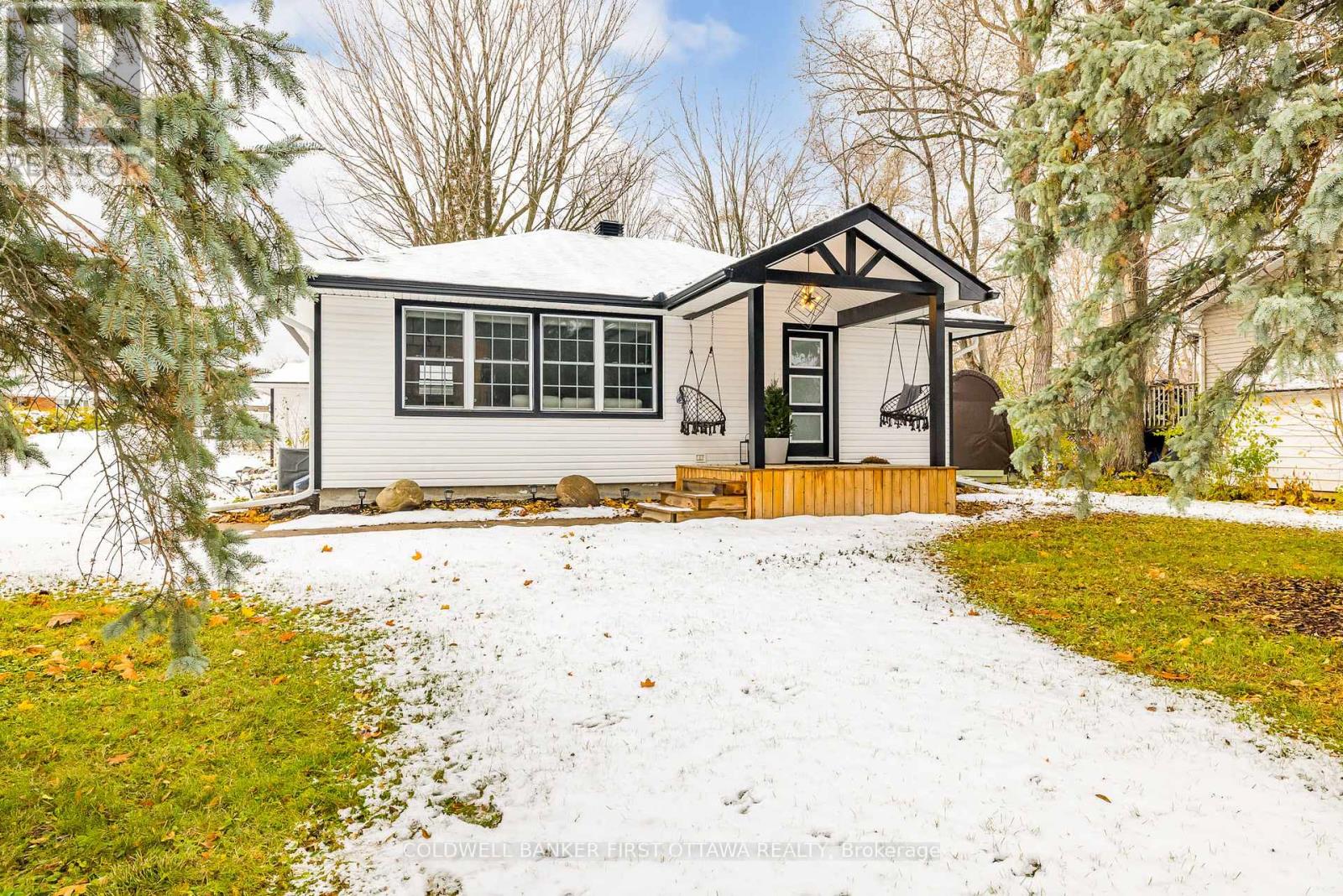 1 Porter Street, Ottawa, Ontario  K2S 1P8 - Photo 1 - X12574094