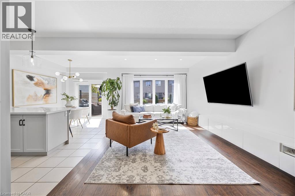 209 Echovalley Drive, Stoney Creek, Ontario  L8J 0H1 - Photo 11 - 40790307