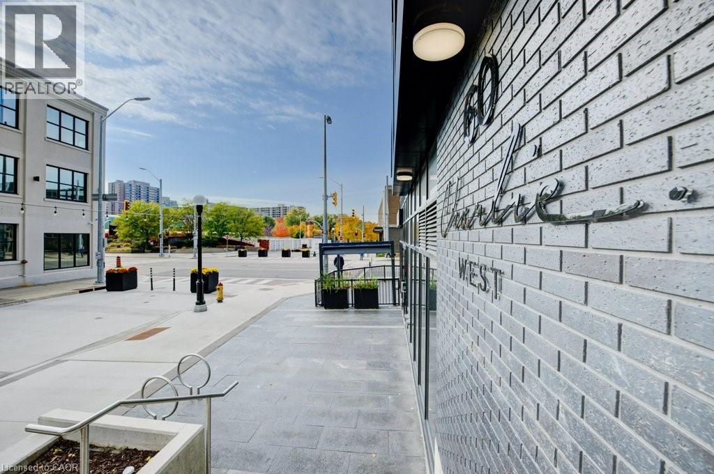 60 Charles Street W Unit# 2210, Kitchener, Ontario N2G 0C9 - Photo 2 - 40789581