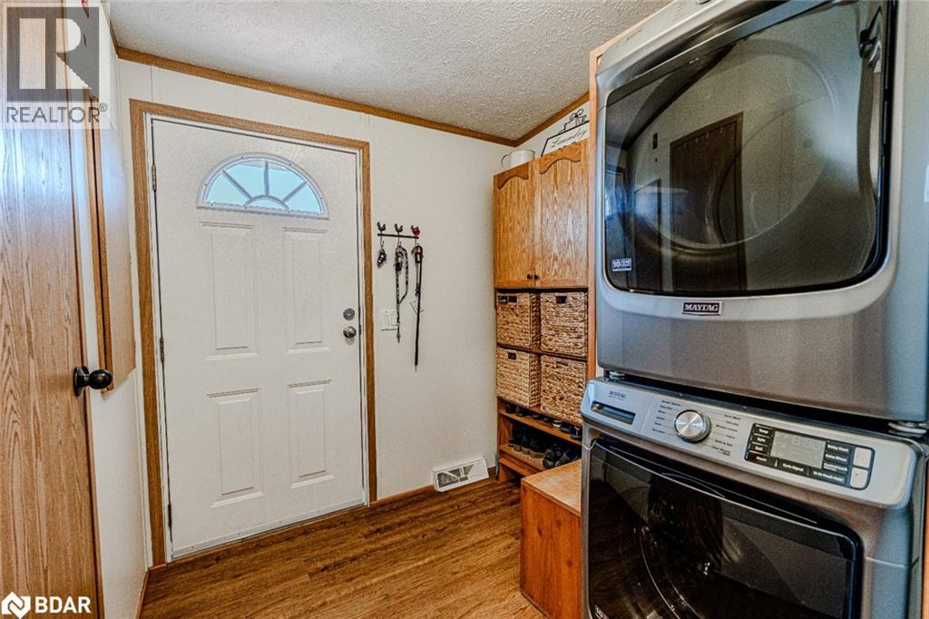 4100 Wesley Street, Severn, Ontario  L3V 0V4 - Photo 9 - 40753516