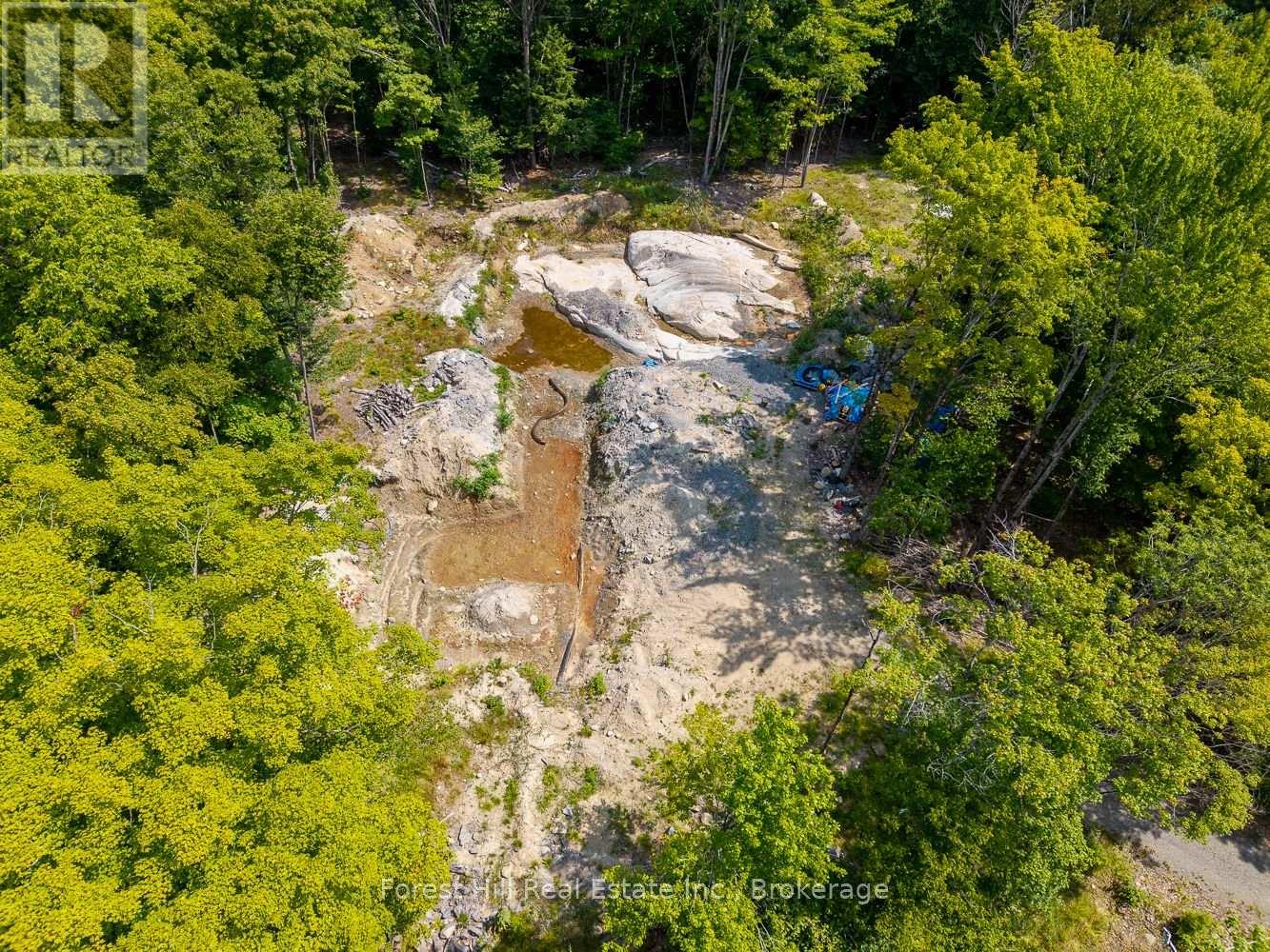 1028 Bruce Lake Drive, Muskoka Lakes, Ontario  P0B 1J0 - Photo 20 - X12418753