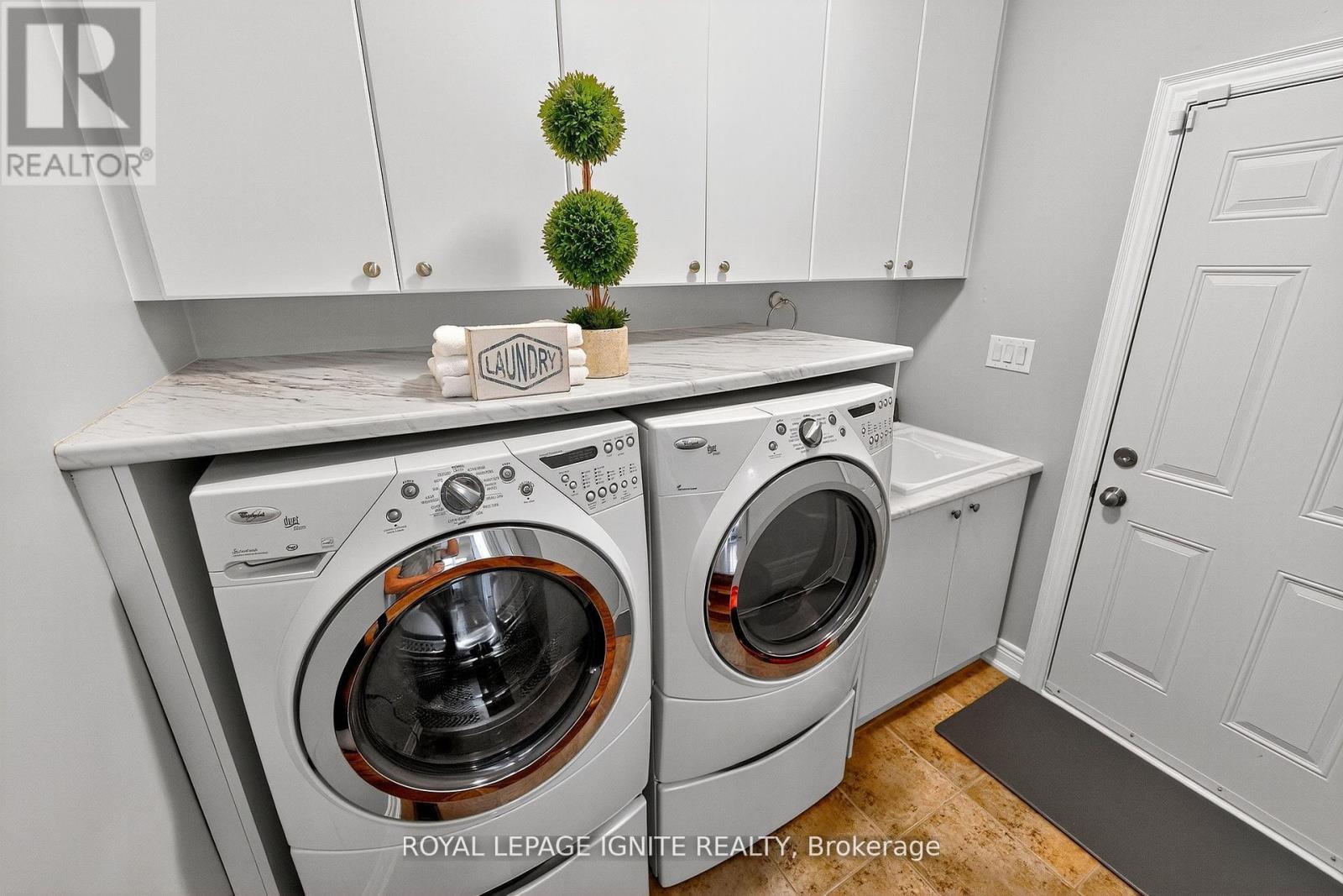 95 Chelsea Crescent, Bradford West Gwillimbury, Ontario  L3Z 0J7 - Photo 21 - N12414841