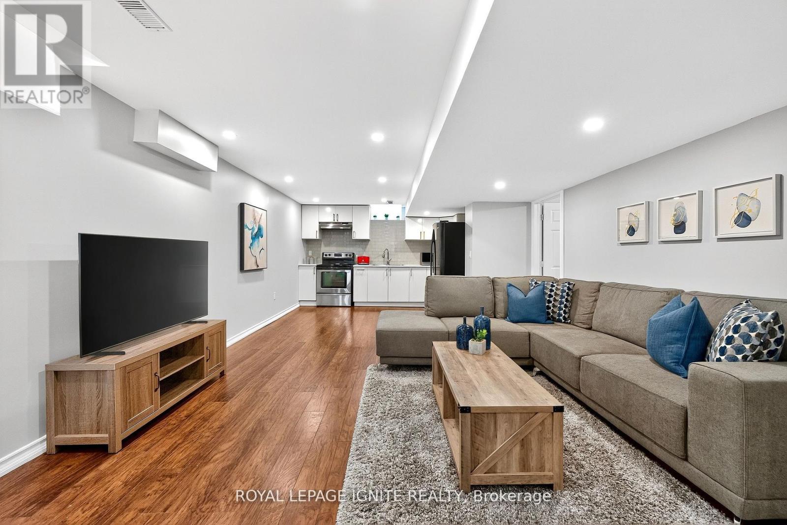 95 Chelsea Crescent, Bradford West Gwillimbury, Ontario  L3Z 0J7 - Photo 35 - N12414841