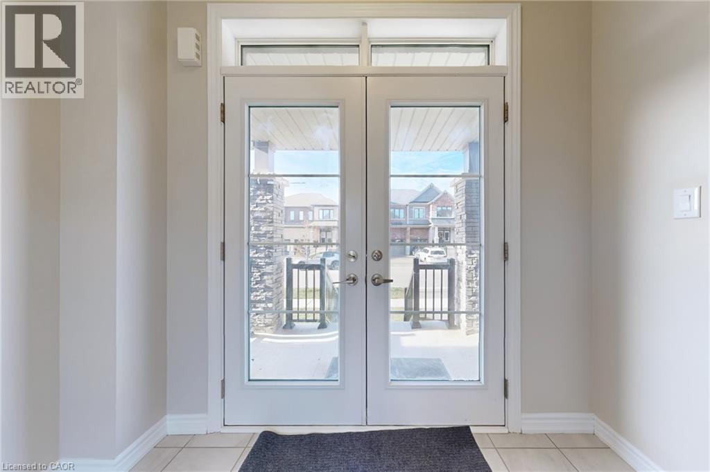 54 Lise Lane, Caledonia, Ontario  N3W 0E8 - Photo 4 - 40790366