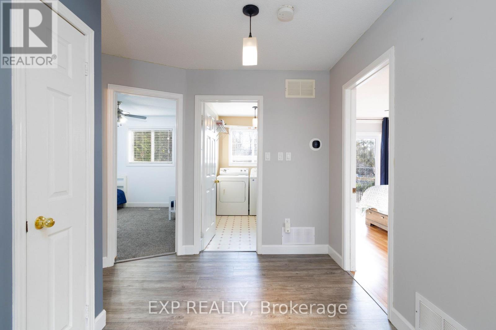 277 Boyers Road, Georgina, Ontario  L4P 3C8 - Photo 11 - N12574078