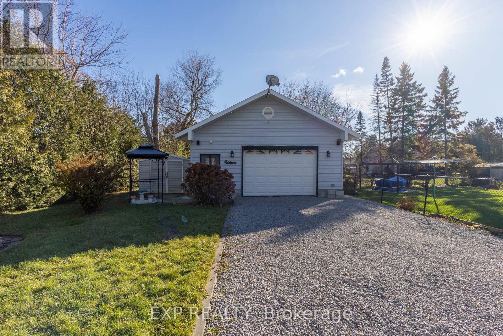 277 Boyers Road, Georgina, Ontario  L4P 3C8 - Photo 21 - N12574078