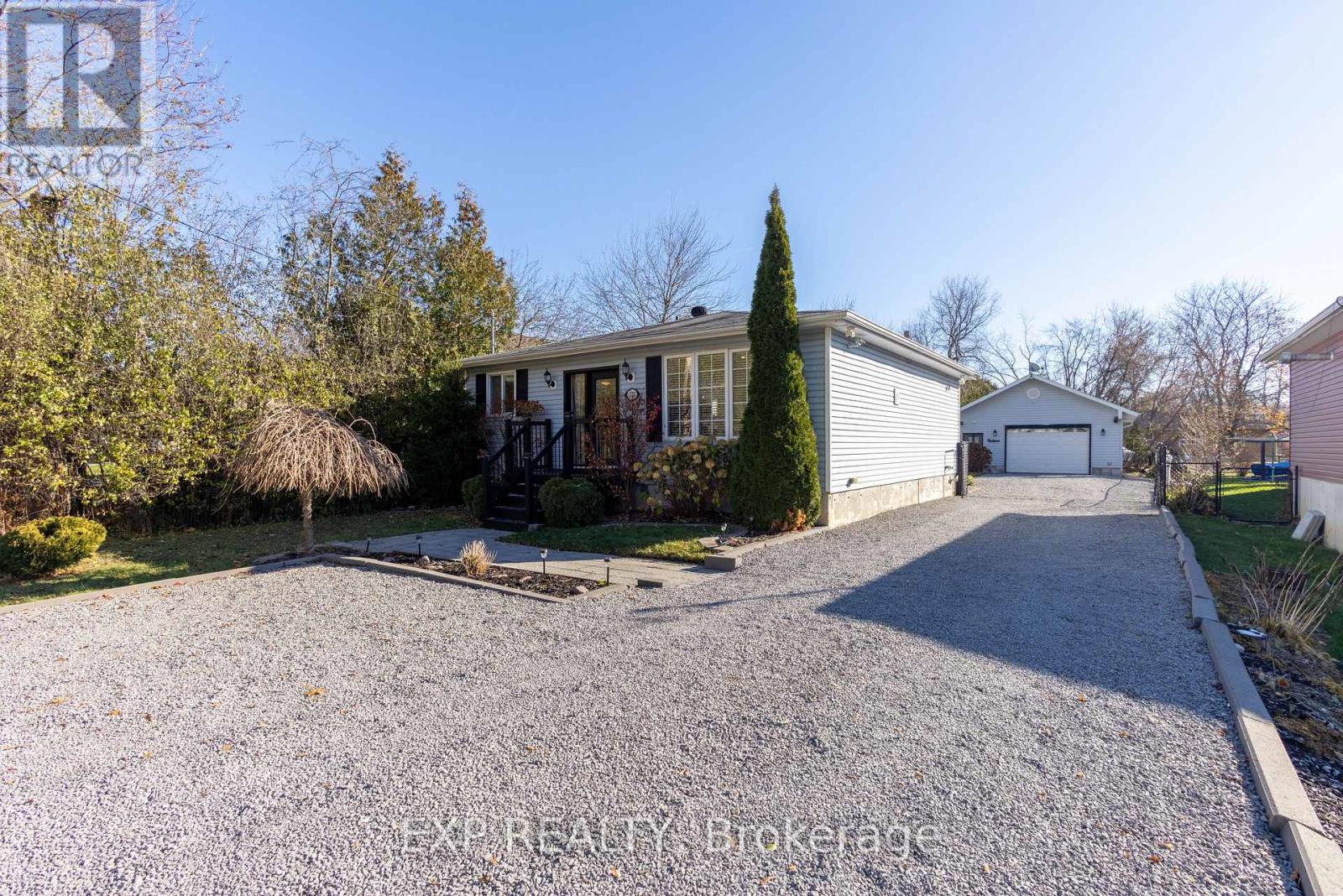 277 Boyers Road, Georgina, Ontario  L4P 3C8 - Photo 4 - N12574078