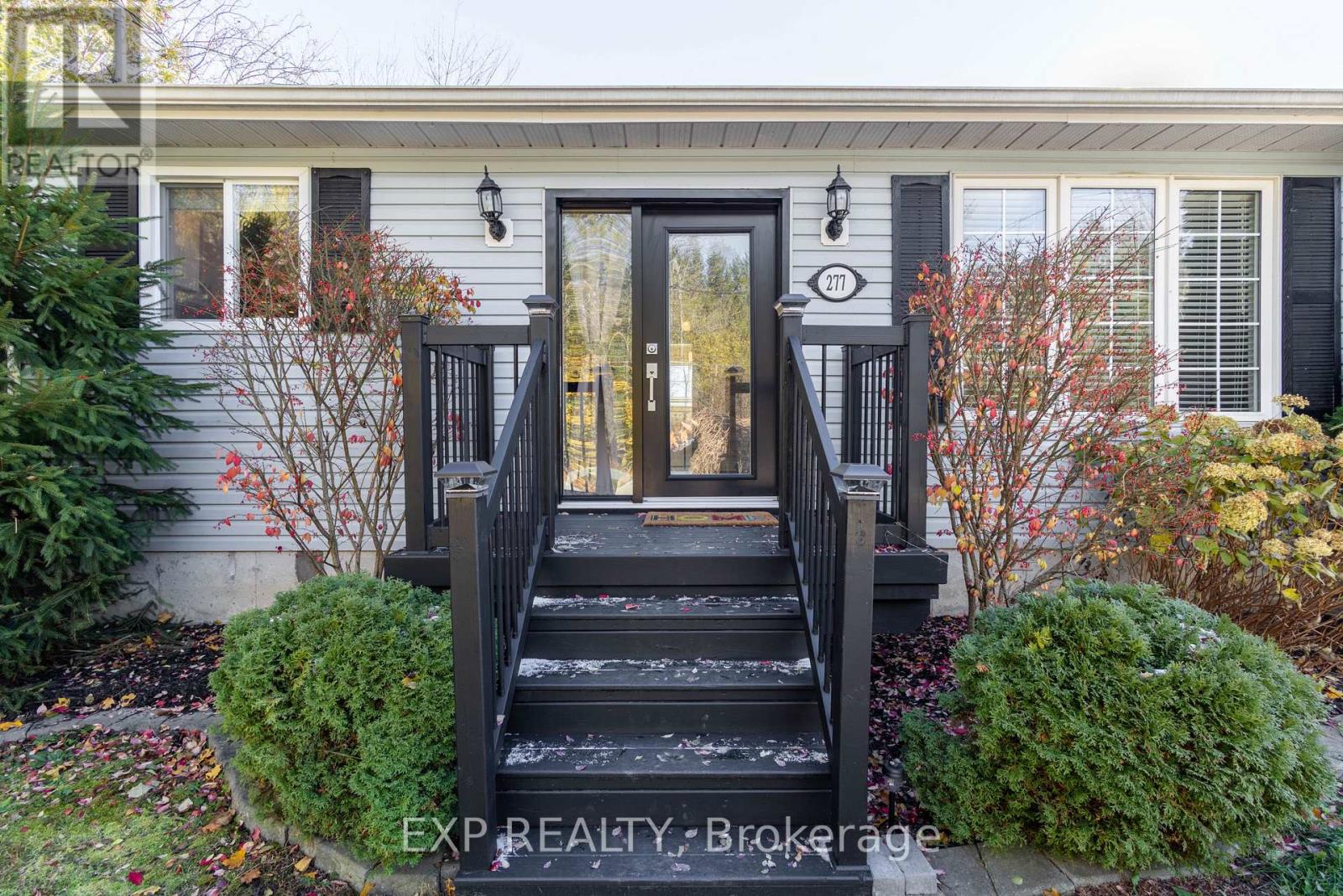 277 Boyers Road, Georgina, Ontario  L4P 3C8 - Photo 5 - N12574078