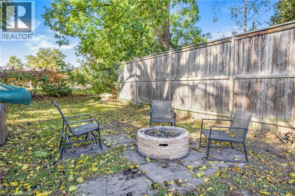 9 Superior Street, Brantford, Ontario  N3S 2J9 - Photo 17 - 40789297