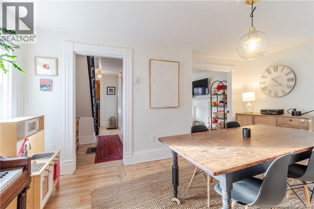 363 Charlotte Street, Fredericton, New Brunswick E3B 1L6 - Photo 4 - NB130453