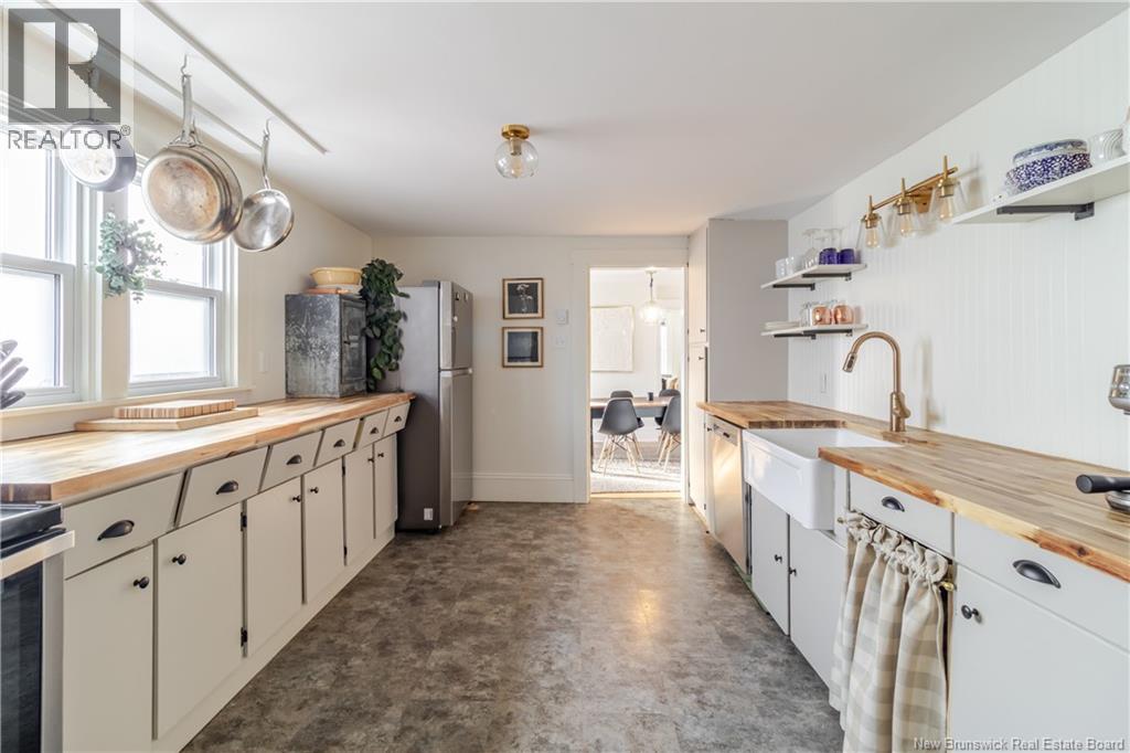 363 Charlotte Street, Fredericton, New Brunswick E3B 1L6 - Photo 9 - NB130453