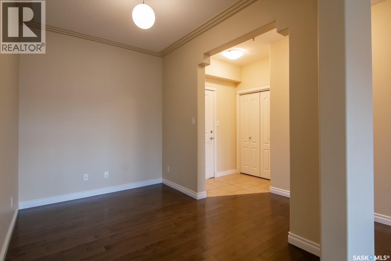 238 623 Saskatchewan Crescent W, Saskatoon, Saskatchewan  S7M 0A5 - Photo 4 - SK024652