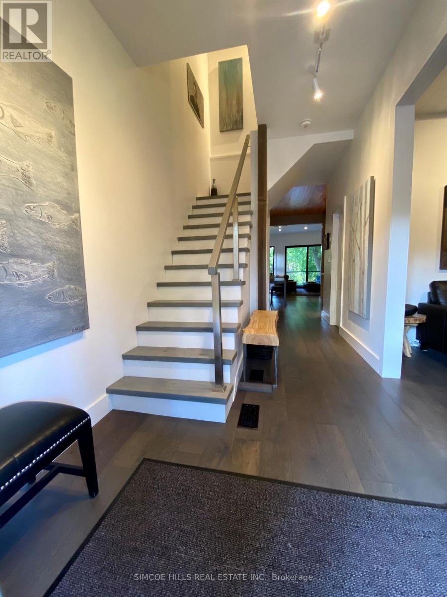 101 Jarvis Street, Orillia, Ontario L3V 2A4 - Photo 6 - S12369667