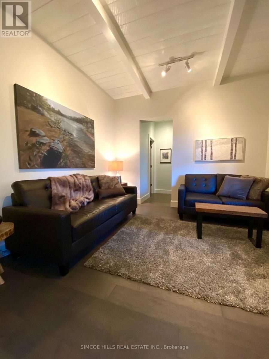 101 Jarvis Street, Orillia, Ontario L3V 2A4 - Photo 7 - S12369667