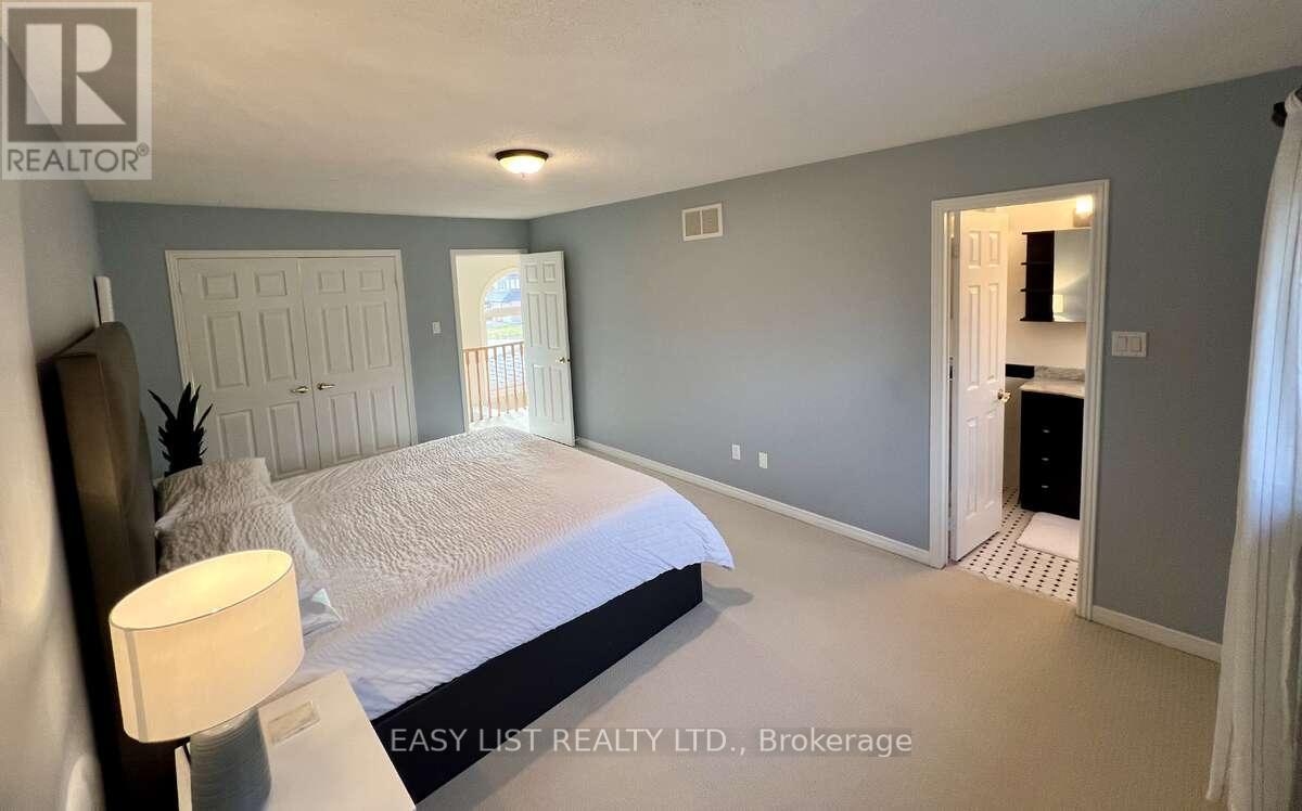 1257 Mccraney Street E, Oakville, Ontario  L6H 3A3 - Photo 31 - W12481720