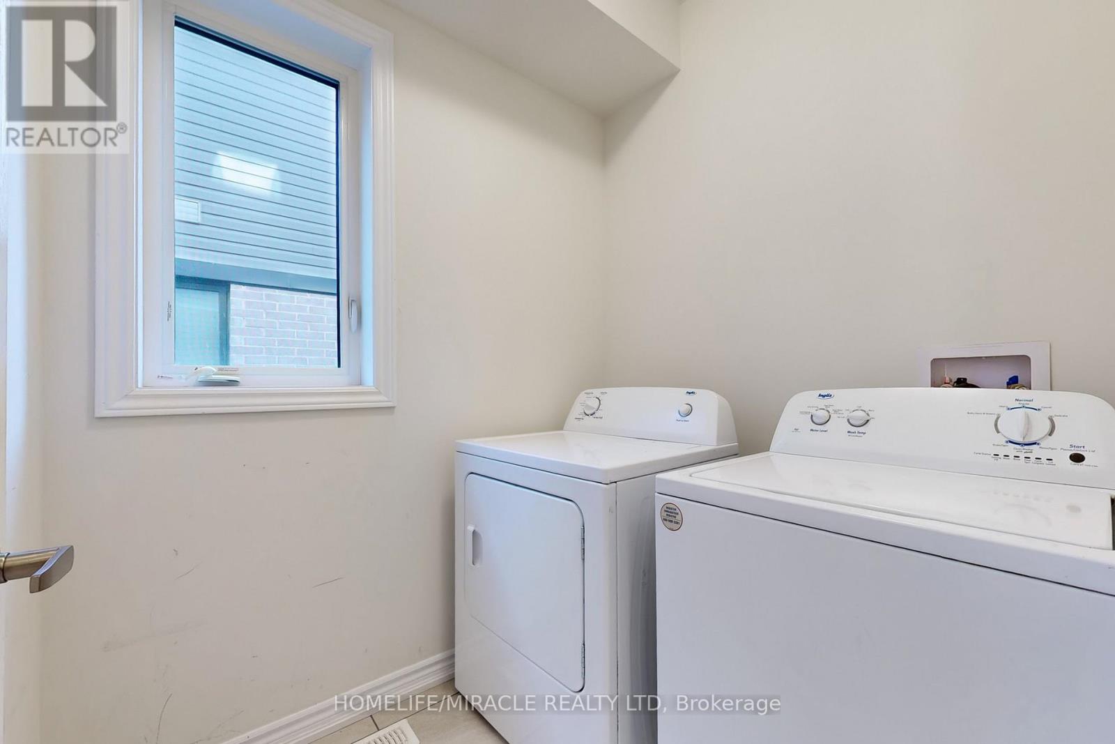 54 Lise Lane, Haldimand, Ontario  N3W 0E8 - Photo 16 - X12574082