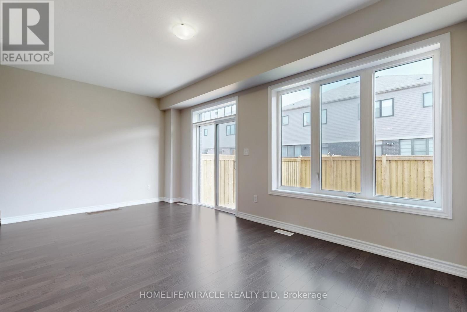 54 Lise Lane, Haldimand, Ontario  N3W 0E8 - Photo 18 - X12574082