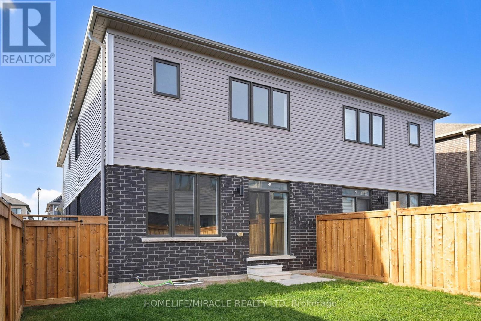 54 Lise Lane, Haldimand, Ontario  N3W 0E8 - Photo 40 - X12574082