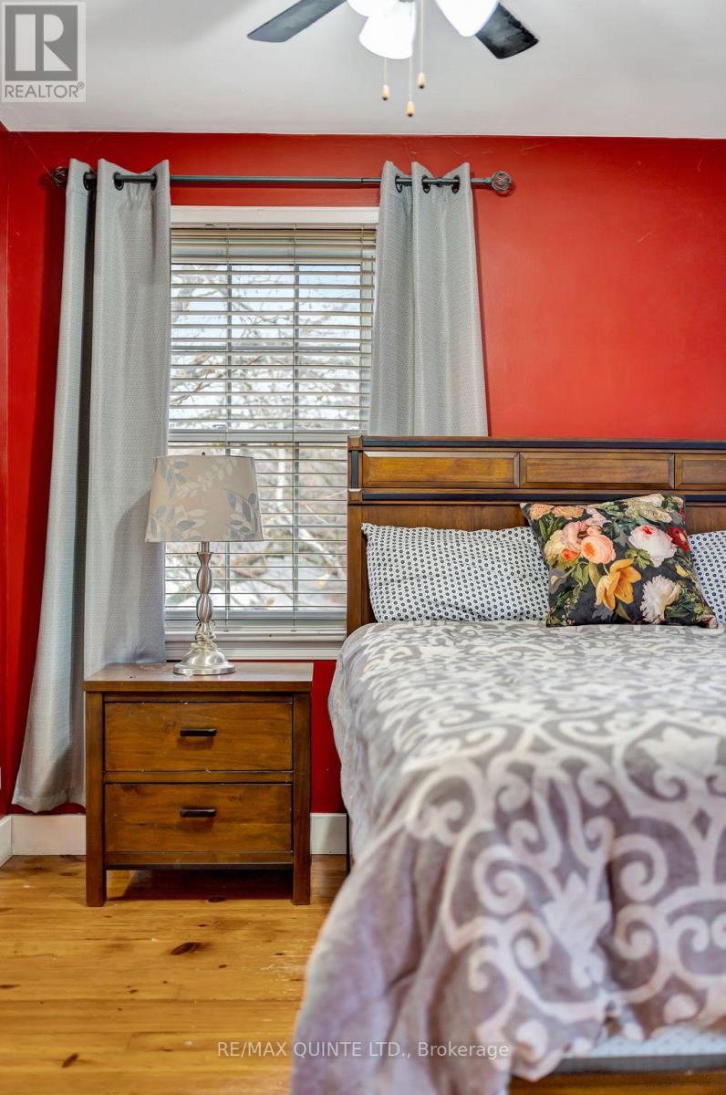 8 Greenlawn Avenue, Belleville, Ontario  K8N 4B5 - Photo 28 - X12574114