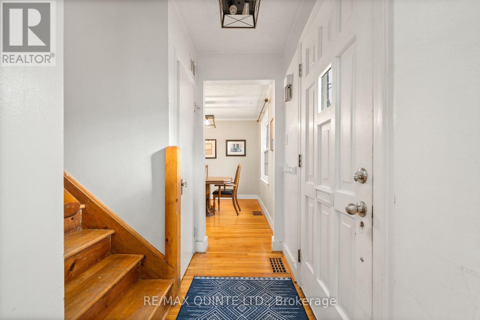 8 Greenlawn Avenue, Belleville, Ontario  K8N 4B5 - Photo 6 - X12574114