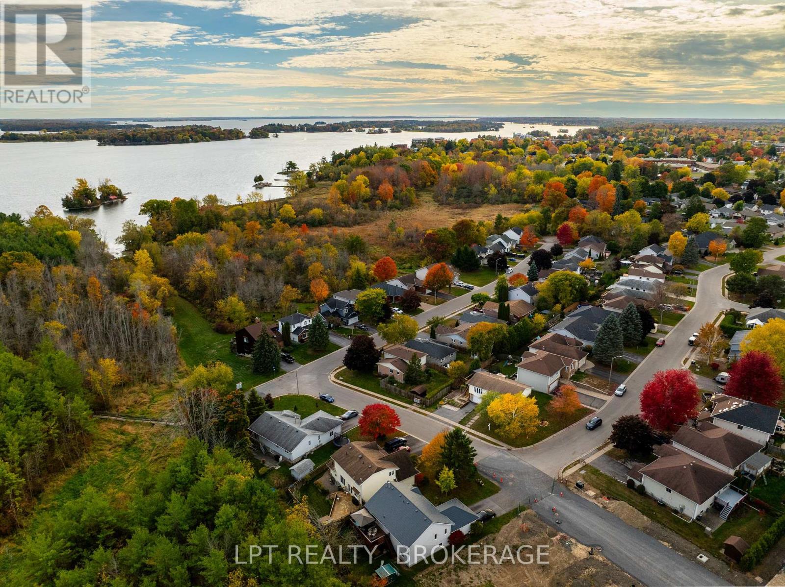 697 Macdonald Drive, Gananoque, Ontario K7G 3C4 - Photo 46 - X12574134