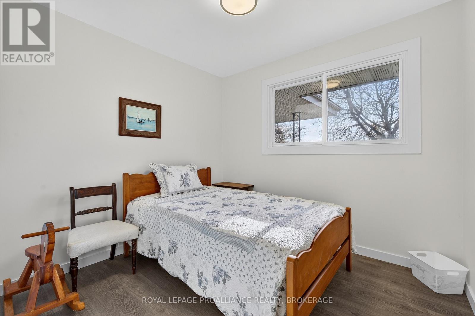 35 Mulcaster Street, Kingston, Ontario  K7M 2V6 - Photo 18 - X12574142