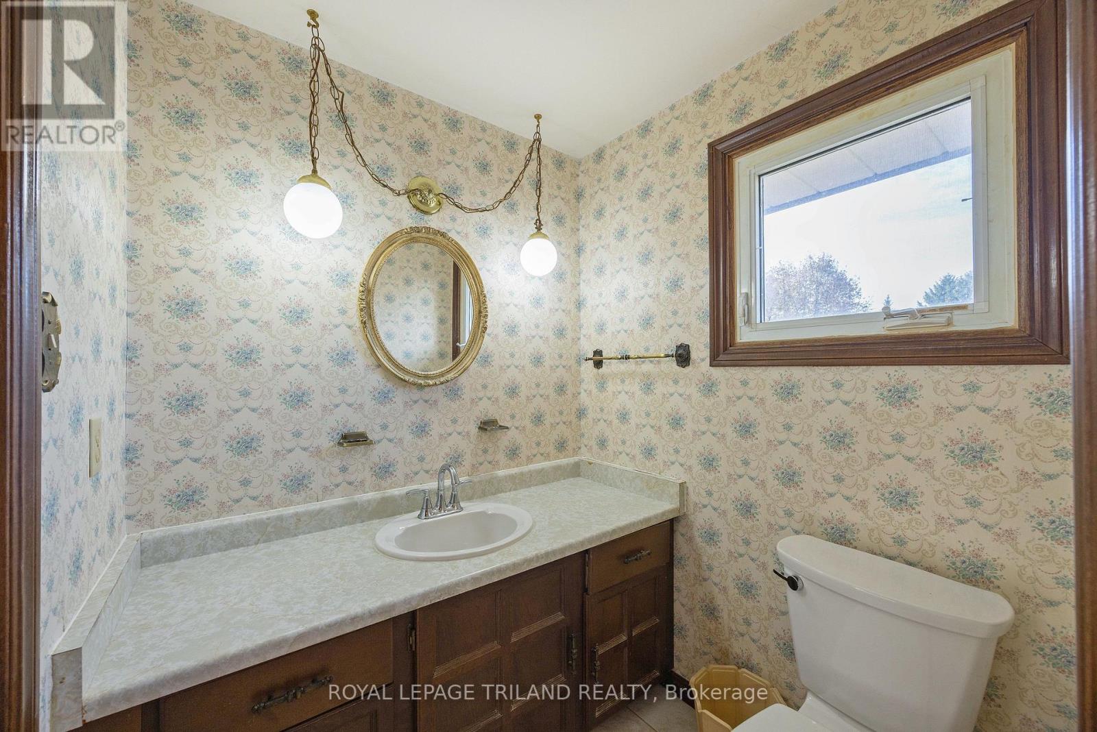 172 Concord Road, London North, Ontario  N6G 3H8 - Photo 23 - X12574180