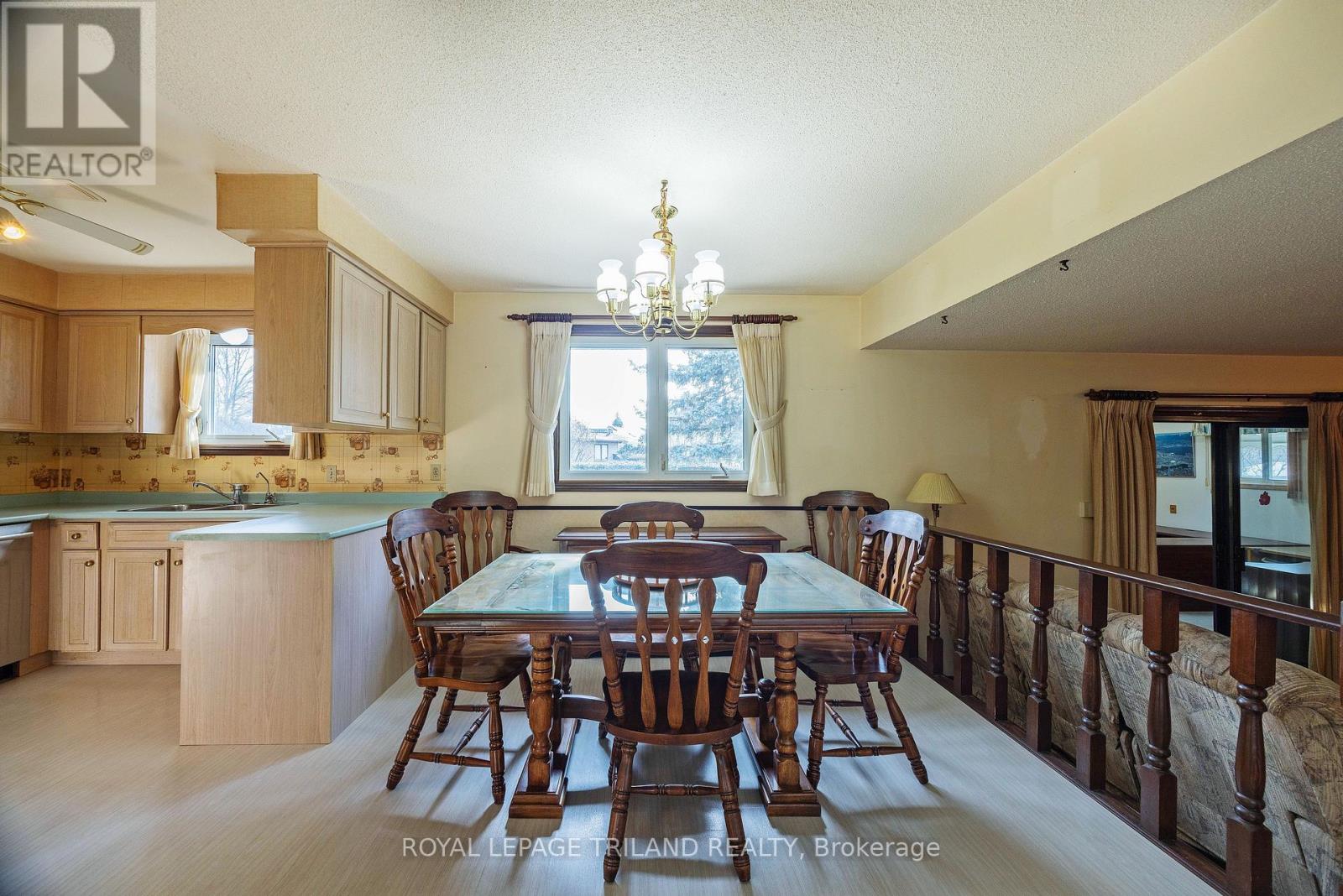 172 Concord Road, London North, Ontario  N6G 3H8 - Photo 9 - X12574180