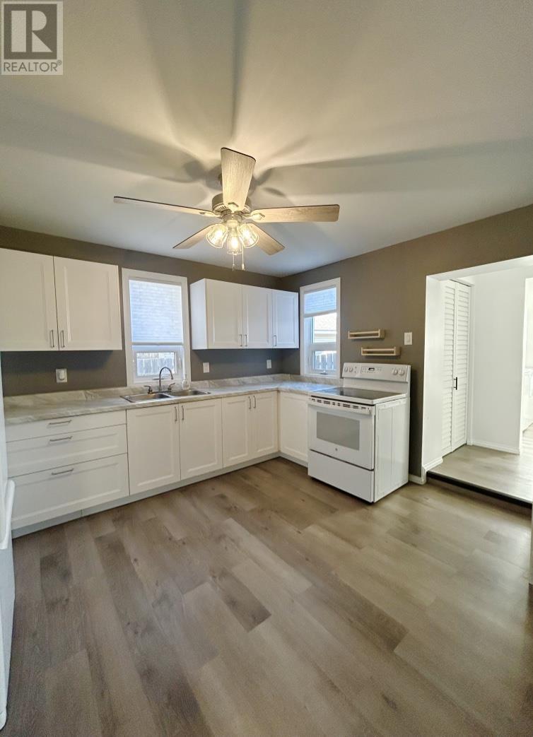 1007 Sunset Drive, Fort Frances, Ontario  P9A 2T5 - Photo 5 - TB253491