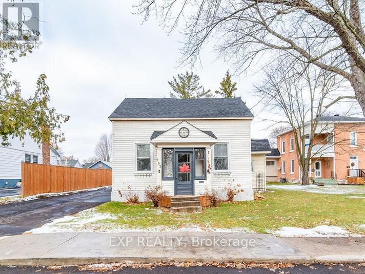 162 Hincks Avenue W, Renfrew, Ontario  K7V 3S9 - Photo 1 - X12574184