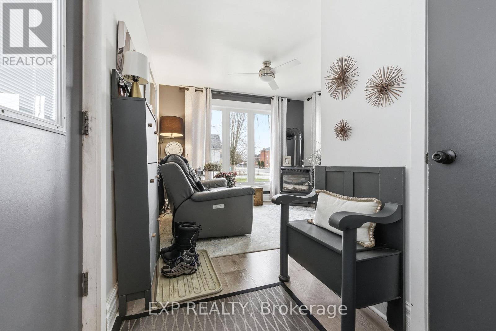 162 Hincks Avenue W, Renfrew, Ontario  K7V 3S9 - Photo 18 - X12574184